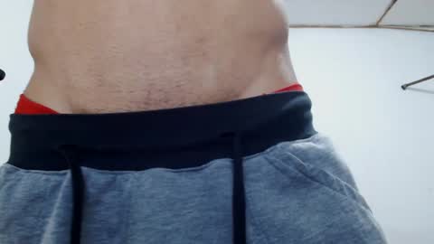 fernandez_latinblack online show from December 5, 2024, 5:59 am