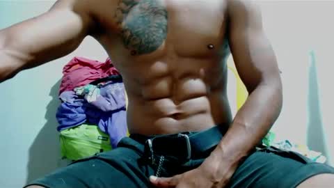 fernandez_latinblack online show from February 28, 2025, 12:21 am