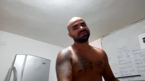 Snapshot of ferpaisa2024 chatting on February 3, 2025, 8:35 pm insta ferxx1210 Fercho online show from February 3, 2025, 8:35 pm