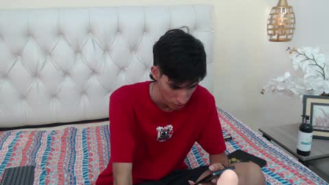 FER PHOENIX online show from February 3, 2025, 6:13 am