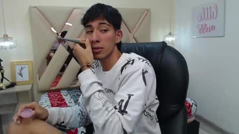 FER PHOENIX online show from March 5, 2025, 3:18 am