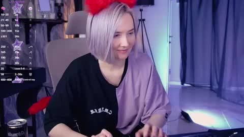 Rey online show from January 9, 2026, 8:43 pm