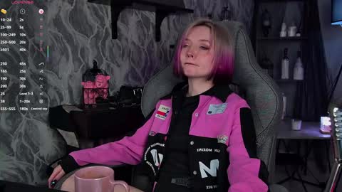 Rey online show from April 18, 2026, 1:15 pm