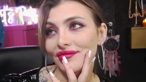 Sarah online show from February 26, 2025, 10:53 pm