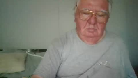 fewxtrapounds985 online show from September 17, 2025, 3:57 pm