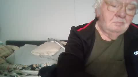 fewxtrapounds985 online show from November 14, 2025, 4:38 pm