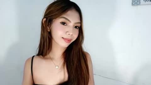 feyaaa online show from October 7, 2025, 2:09 am