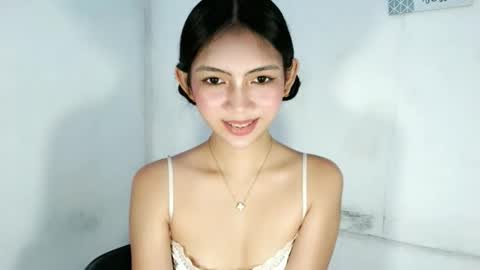 feyaaa online show from April 6, 2026, 5:08 am