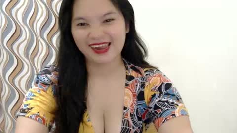 fhwilloughbyxx online show from June 9, 2026, 6:19 pm