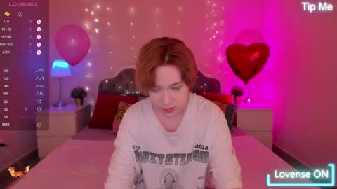 fiamoory online show from March 9, 2025, 8:18 am