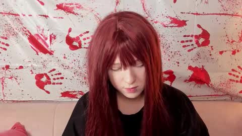 fiamoory online show from October 25, 2025, 2:08 am