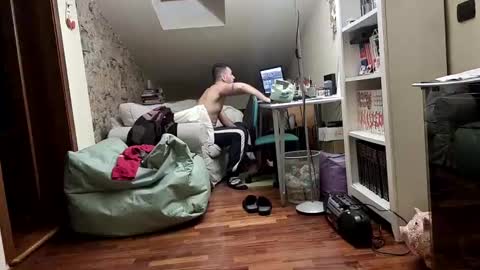 Fid online show from February 8, 2025, 6:55 pm