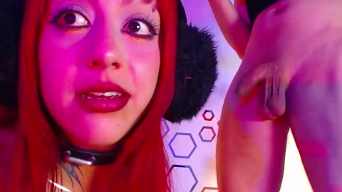 fieryduox online show from November 25, 2025, 2:33 am