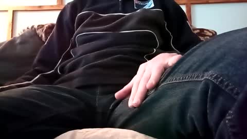 fifi010203 online show from January 24, 2025, 8:55 am