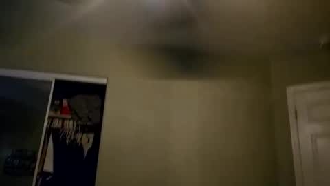 fightusfire32 online show from September 9, 2025, 1:21 pm