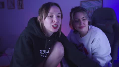 cap and Lana  online show from December 7, 2024, 2:35 pm