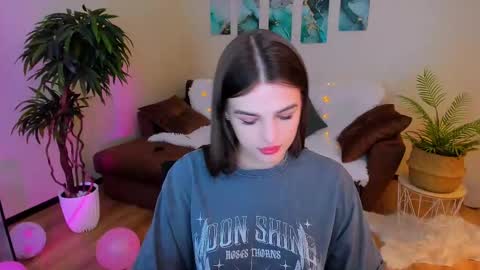 Amanda online show from March 5, 2025, 4:13 pm