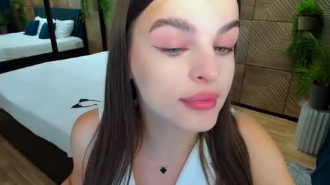 Amanda online show from September 14, 2025, 10:36 am