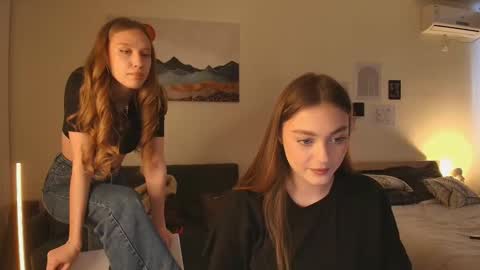 Snapshot of findweyout chatting on March 9, 2026, 1:48 pm findweyout online show from March 9, 2026, 1:48 pm