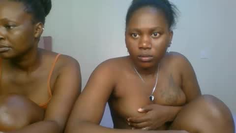 Snapshot of fine_melanie chatting on February 1, 2026, 10:25 am melanie online show from February 1, 2026, 10:25 am