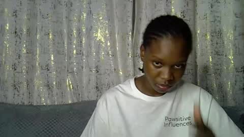 fine_queen12 online show from March 22, 2026, 12:30 pm