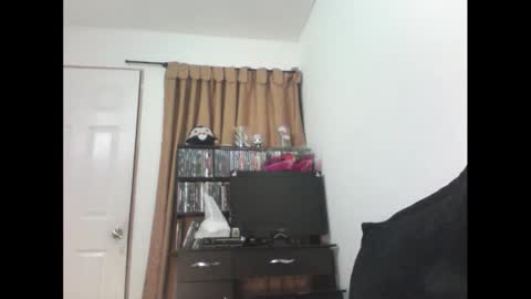 finnky1 online show from October 25, 2025, 8:55 am