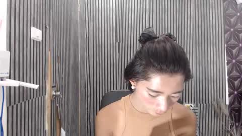 fiona908995 online show from February 17, 2026, 10:34 am