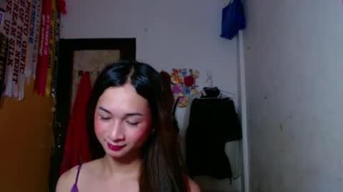 Snapshot of fionaraya chatting on December 21, 2024, 4:57 pm fionaraya online show from December 21, 2024, 4:57 pm