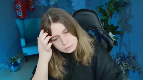 fiora online show from February 16, 2025, 5:26 am