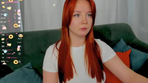 fire_emily online show from April 12, 2026, 1:32 am