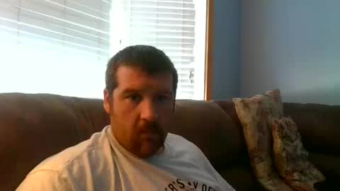 firsttimer206717 online show from October 7, 2025, 2:14 pm