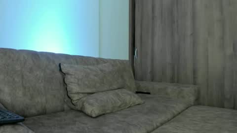 FRAIDER online show from December 2, 2025, 3:40 pm