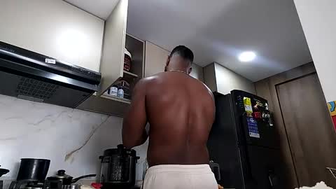 Snapshot of fit_fray chatting on March 4, 2026, 4:46 pm FRAIDER online show from March 4, 2026, 4:46 pm