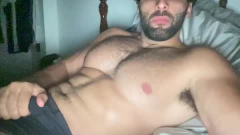 fitcurvyman4fun_69 online show from April 18, 2026, 4:27 am