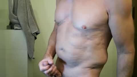 fitonetoo online show from October 28, 2025, 12:41 pm