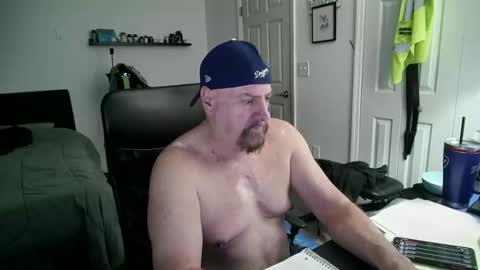 Snapshot of flaguy3233 chatting on February 4, 2025, 11:06 pm Florida guy online show from February 4, 2025, 11:06 pm