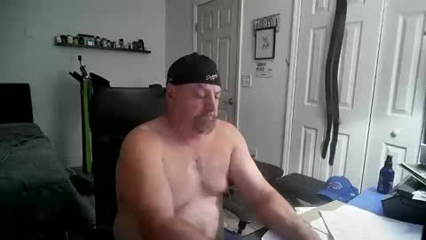 Snapshot of flaguy3233 chatting on September 28, 2025, 5:02 am Florida guy online show from September 28, 2025, 5:02 am