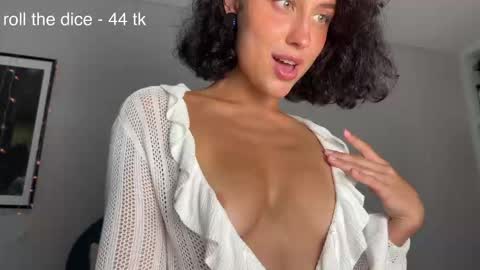 Eva online show from November 22, 2025, 6:12 am