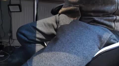 Snapshot of flattooot69 chatting on January 24, 2025, 10:43 am flattooot69 online show from January 24, 2025, 10:43 am