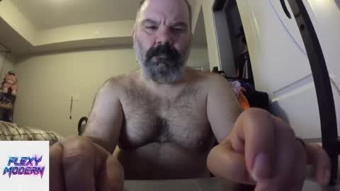 Snapshot of flexymodern chatting on April 24, 2026, 12:35 am Matt Masterson online show from April 24, 2026, 12:35 am