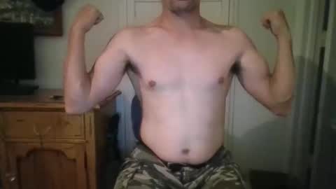 Snapshot of flfunguy1985 chatting on November 3, 2025, 10:27 am flfunguy1985 online show from November 3, 2025, 10:27 am