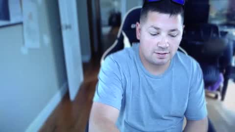 FL guy online show from January 5, 2026, 8:01 pm