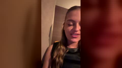 Snapshot of flirtfever23 chatting on April 24, 2026, 9:50 pm flirtfever23 online show from April 24, 2026, 9:50 pm