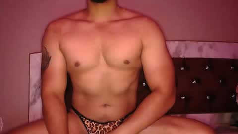 flirtsxxx online show from December 16, 2025, 6:18 am