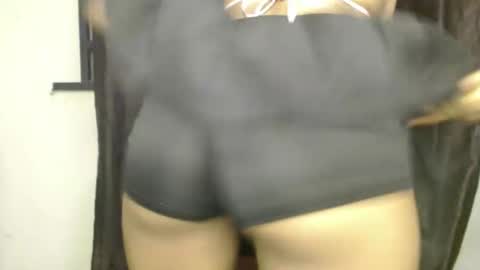 Snapshot of flirty_xxbonny chatting on May 29, 2026, 11:25 pm flirty_xxbonny online show from May 29, 2026, 11:25 pm