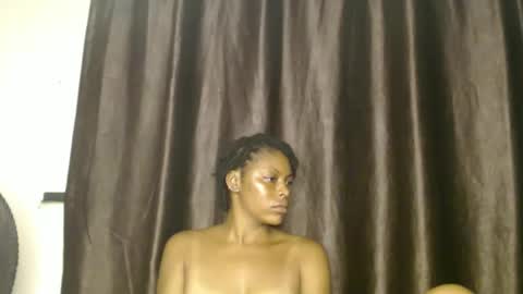 Snapshot of flirty_xxbonny chatting on June 3, 2026, 12:57 am flirty_xxbonny online show from June 3, 2026, 12:57 am