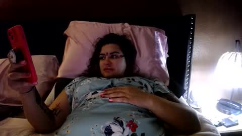 Snapshot of flirtygirlyy chatting on March 1, 2026, 1:18 am Ive Retired From Camming online show from March 1, 2026, 1:18 am