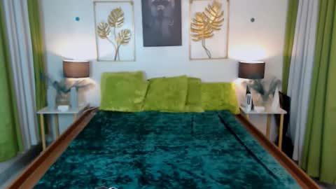 Marga online show from October 30, 2025, 4:52 pm