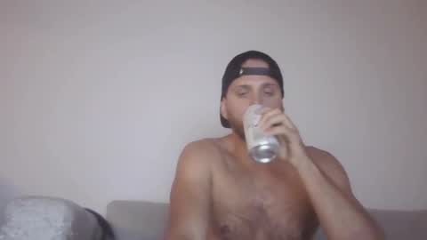 flopy1995 online show from December 29, 2024, 6:35 am