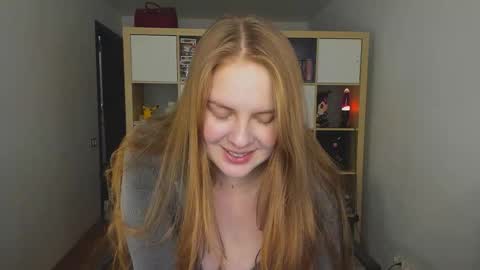 Snapshot of flora_fiore chatting on September 24, 2025, 6:28 am Hayley I WILL COME BACK ON MAY 27TH 6pm UTC online show from September 24, 2025, 6:28 am